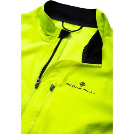 Ronhill Core Gilet 006174 R042 Details 2