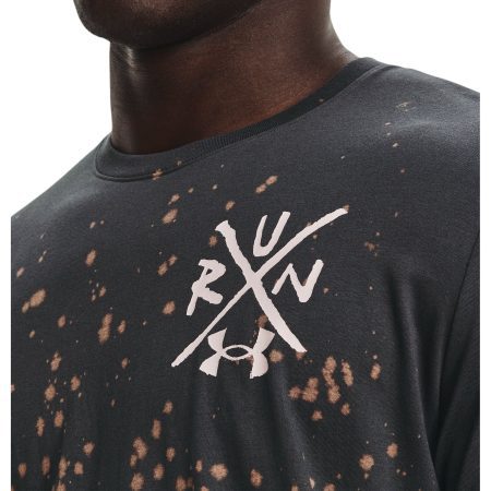 Under Armour Destory All Miles Short Sleeve 1370337 010 Details 1